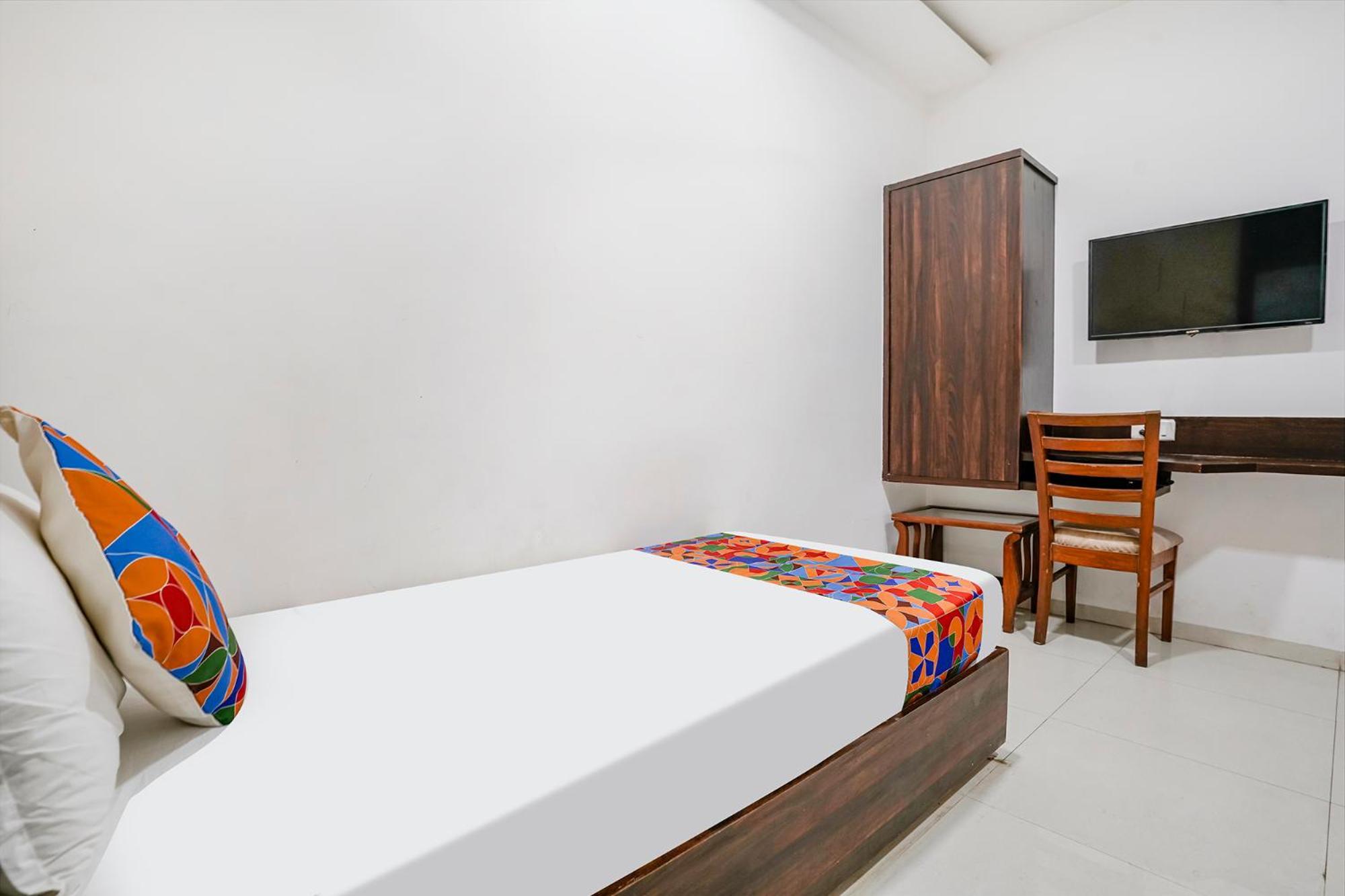 Fabhotel Elvis Inn - Nr Mumbai International Airport Kültér fotó